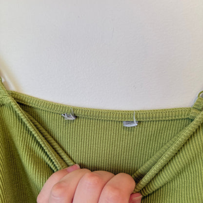Brand Unknown Ribbed Cami Top Size U/Arm to U/Arm 33cm