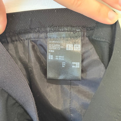 Uniqlo Ankle-length Dress Pants Size M
