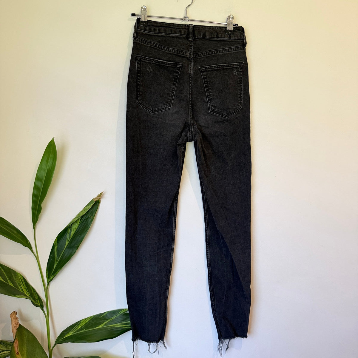 Orson Skinny Jeans Size W25 | Waist 66cm