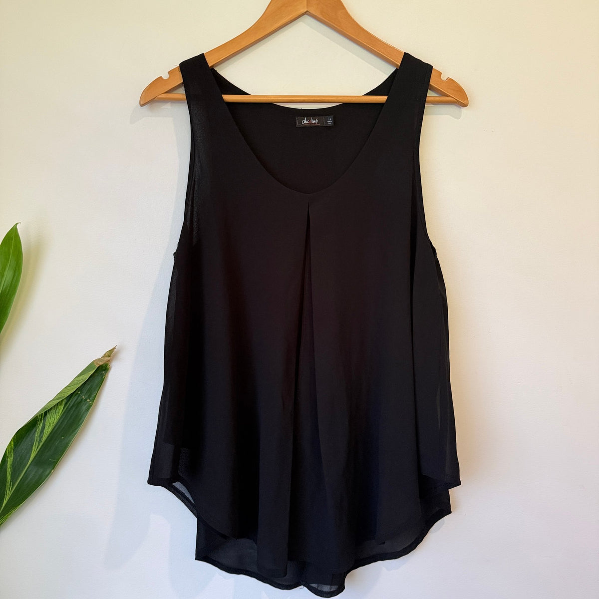 Chic A Booti Sleeveless Top Size 14