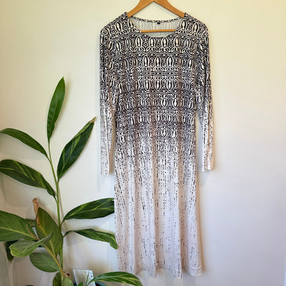 Long-sleeve Maxi Dress Size L | U/Arm to U/Arm 53cm