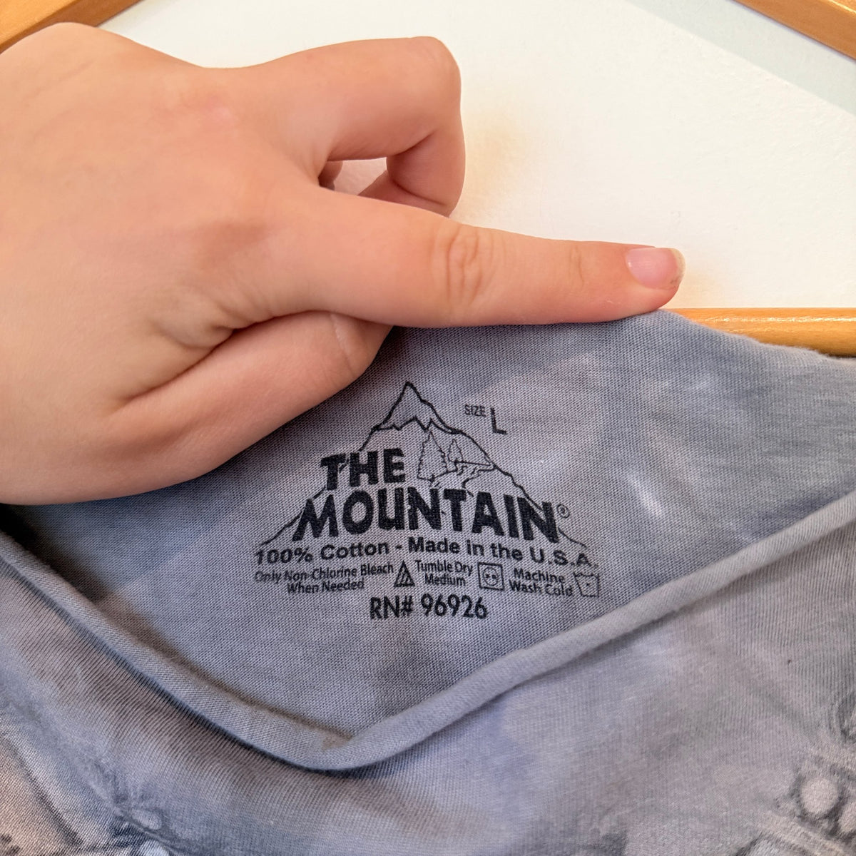 The Mountain Sleeveless Tank Top Size L