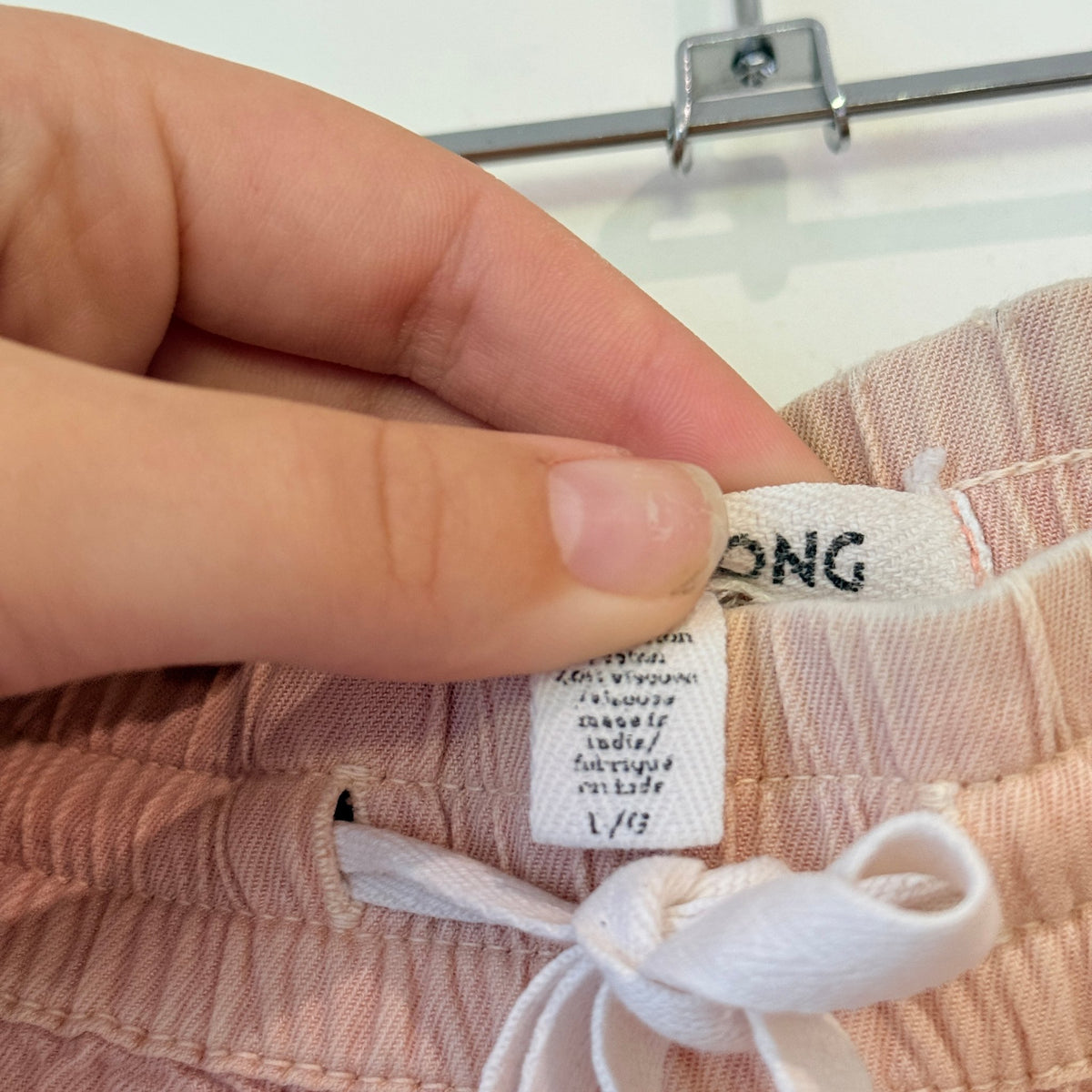 Billabong Dusty Pink Drawstring Shorts Size L