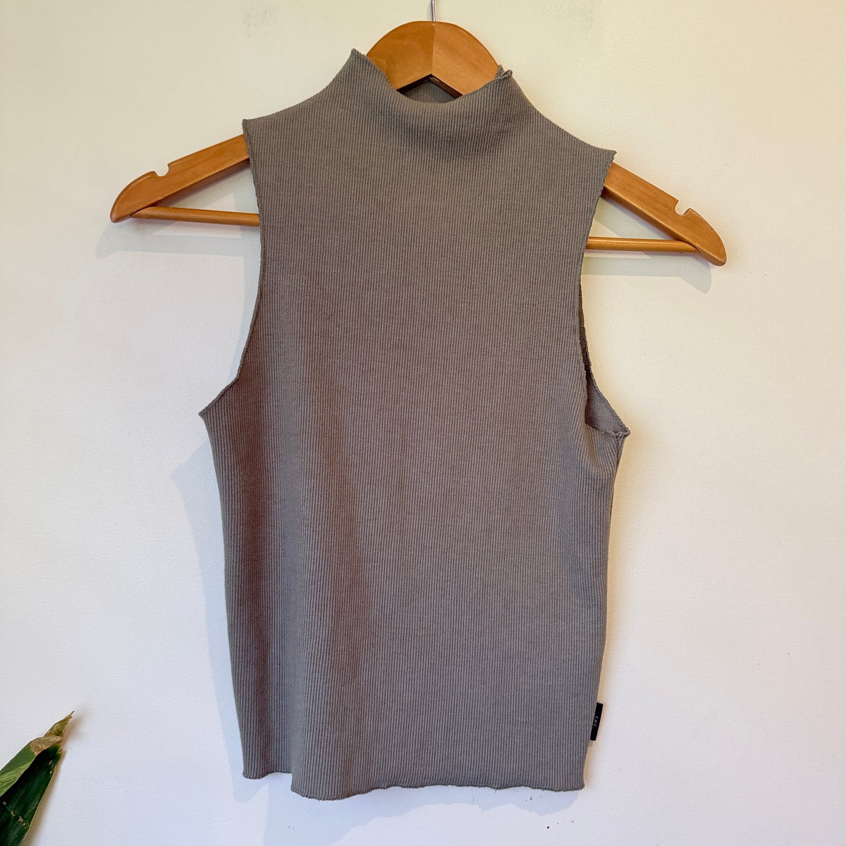 Afends Ribbed High Neck Tank Size M