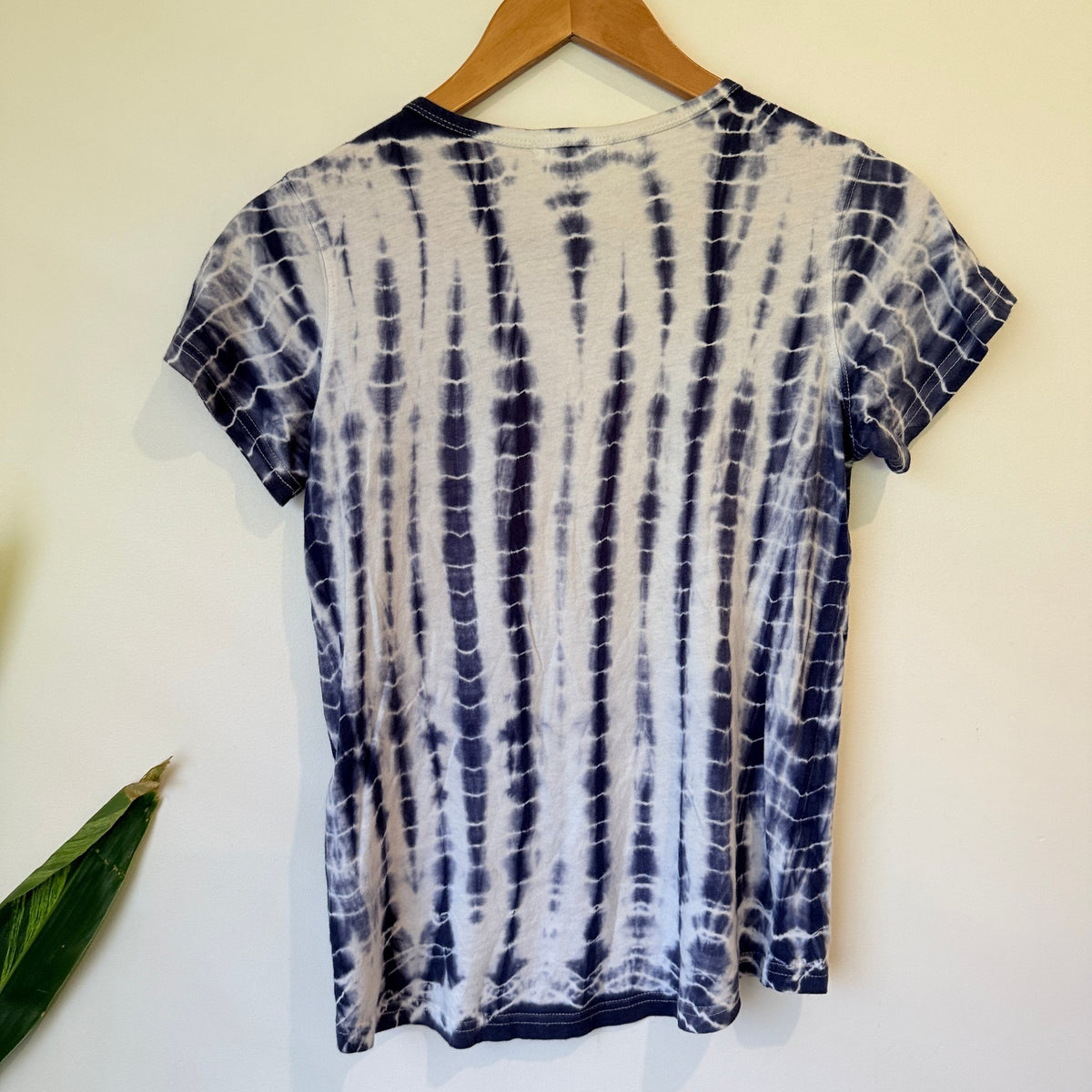 Charlie & Me Navy & White Tie-Dye Tee Size 10