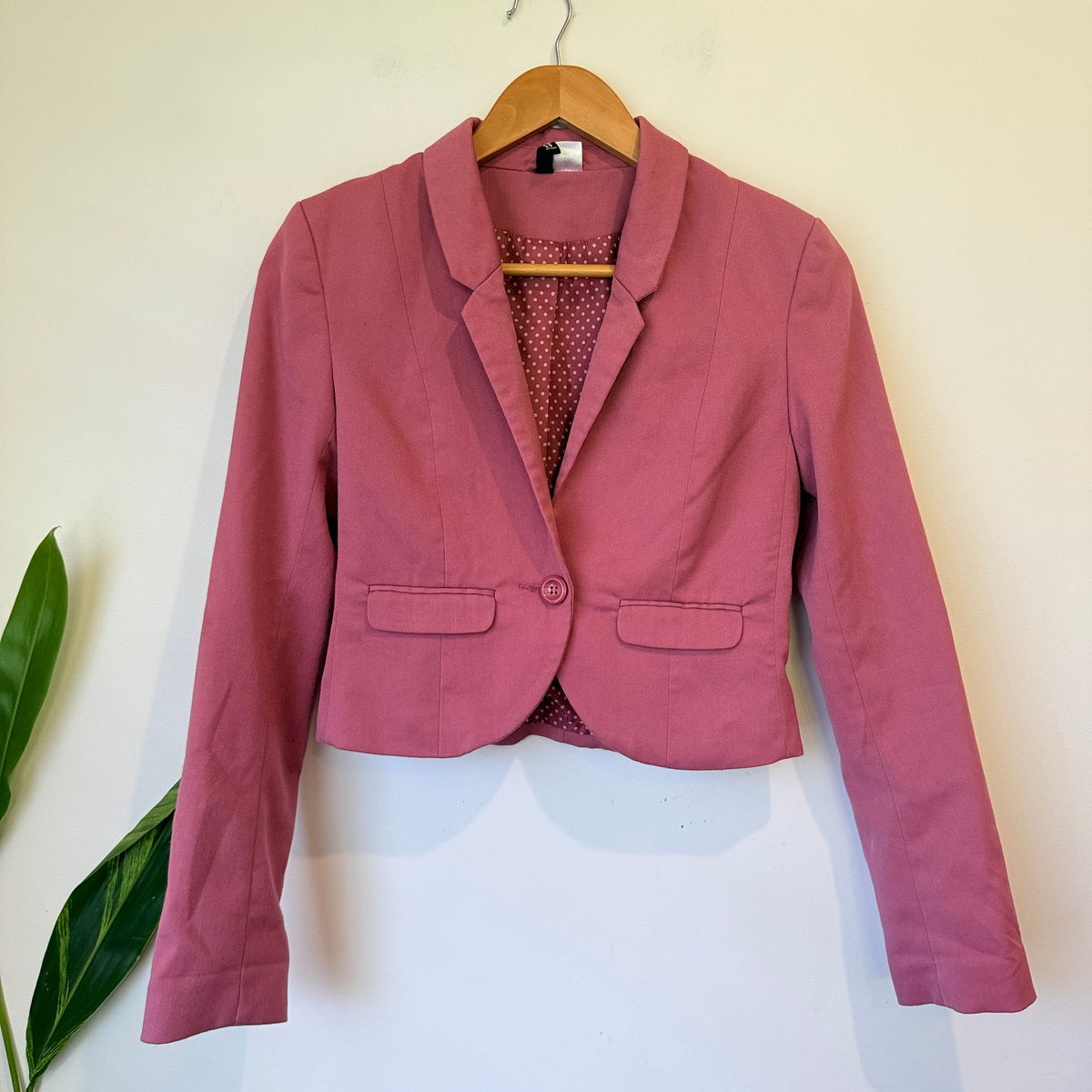 H&M Divided Dusty Pink Cropped Blazer Size EUR 34
