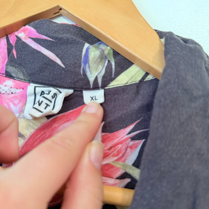 Absent Button-down Shirt Size XL