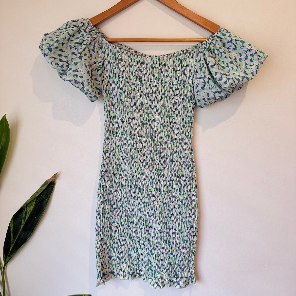 Petal & Pup Smocked Mini Dress Size 6