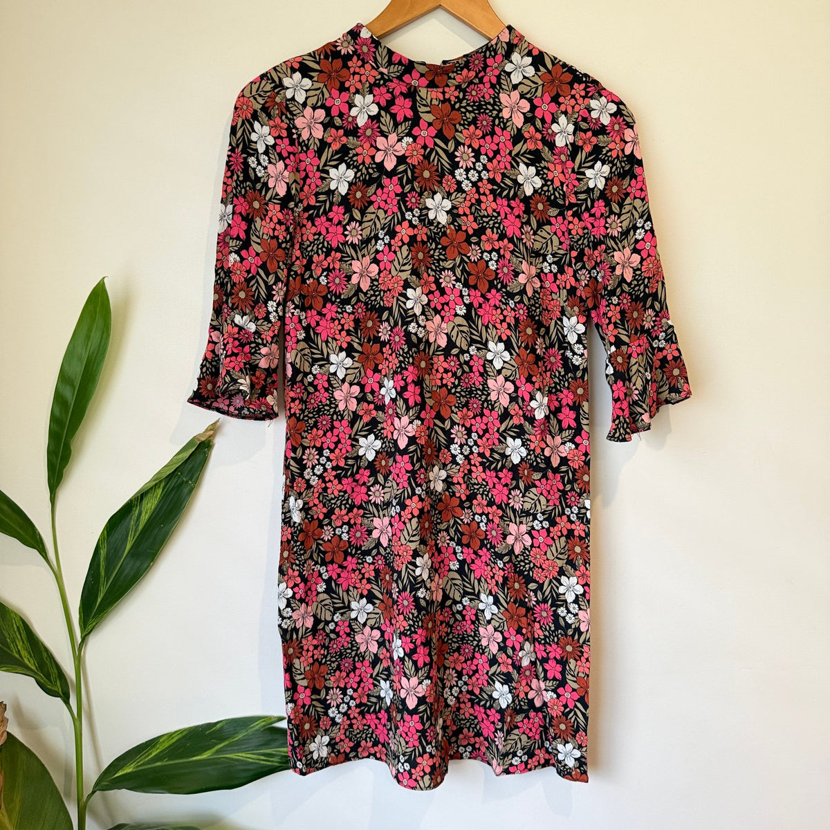 F & F Floral Jersey Dress Size 6 | U/Arm to U/Arm 41cm