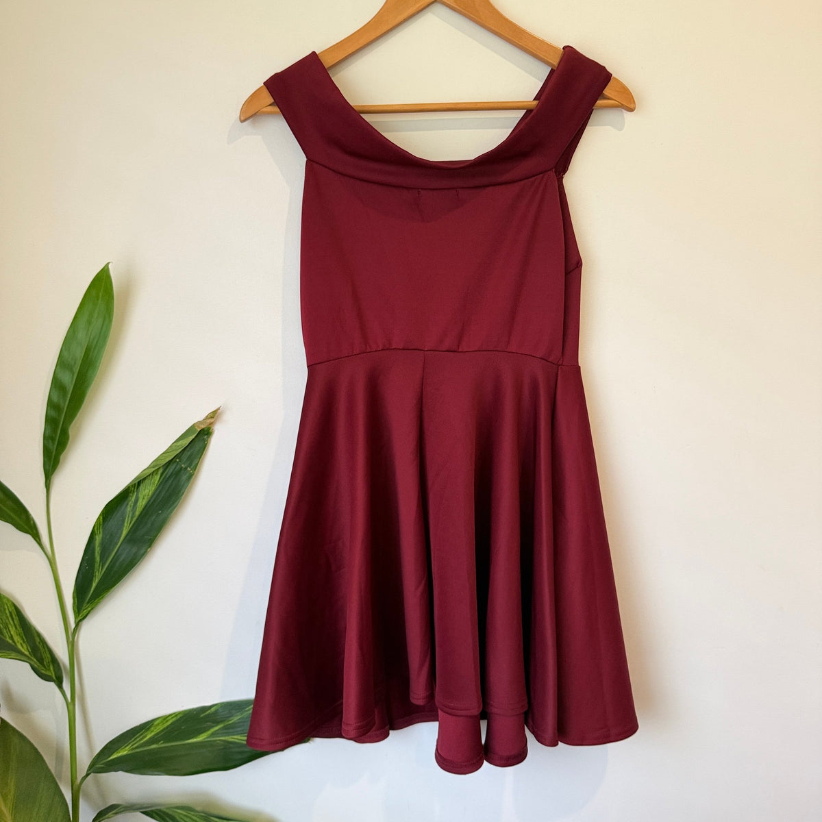 Boohoo Off-shoulder Skater Dress Size 12