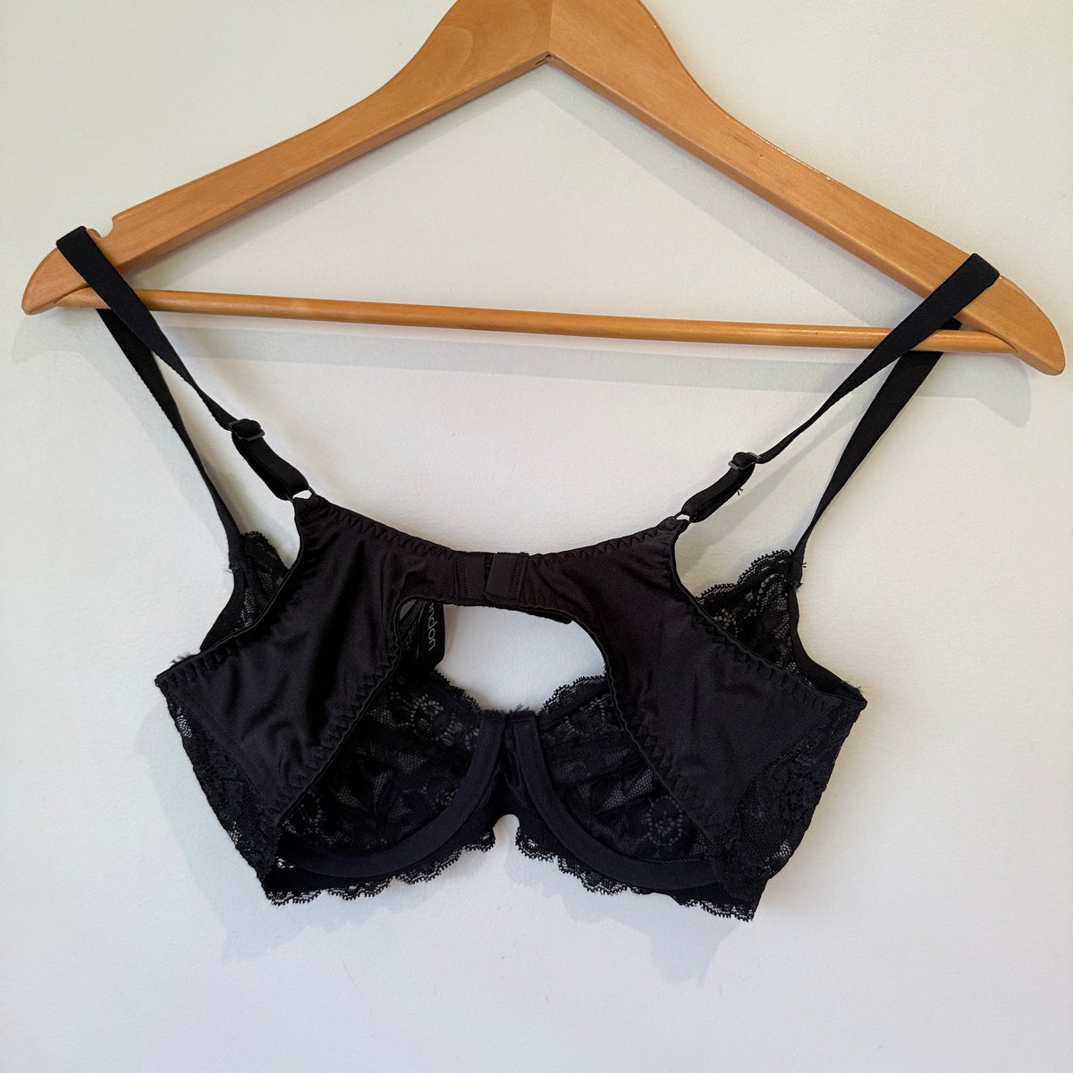 Bendon Lace Underwire Bra Size 34B