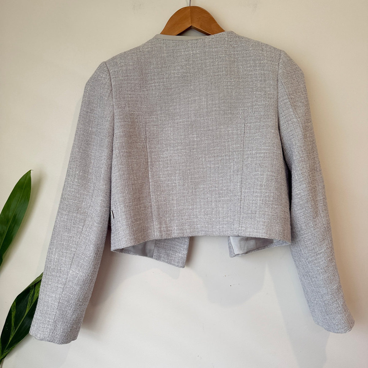D.chic Cropped Tweed Jacket Size M | U/Arm to U/Arm 49cm