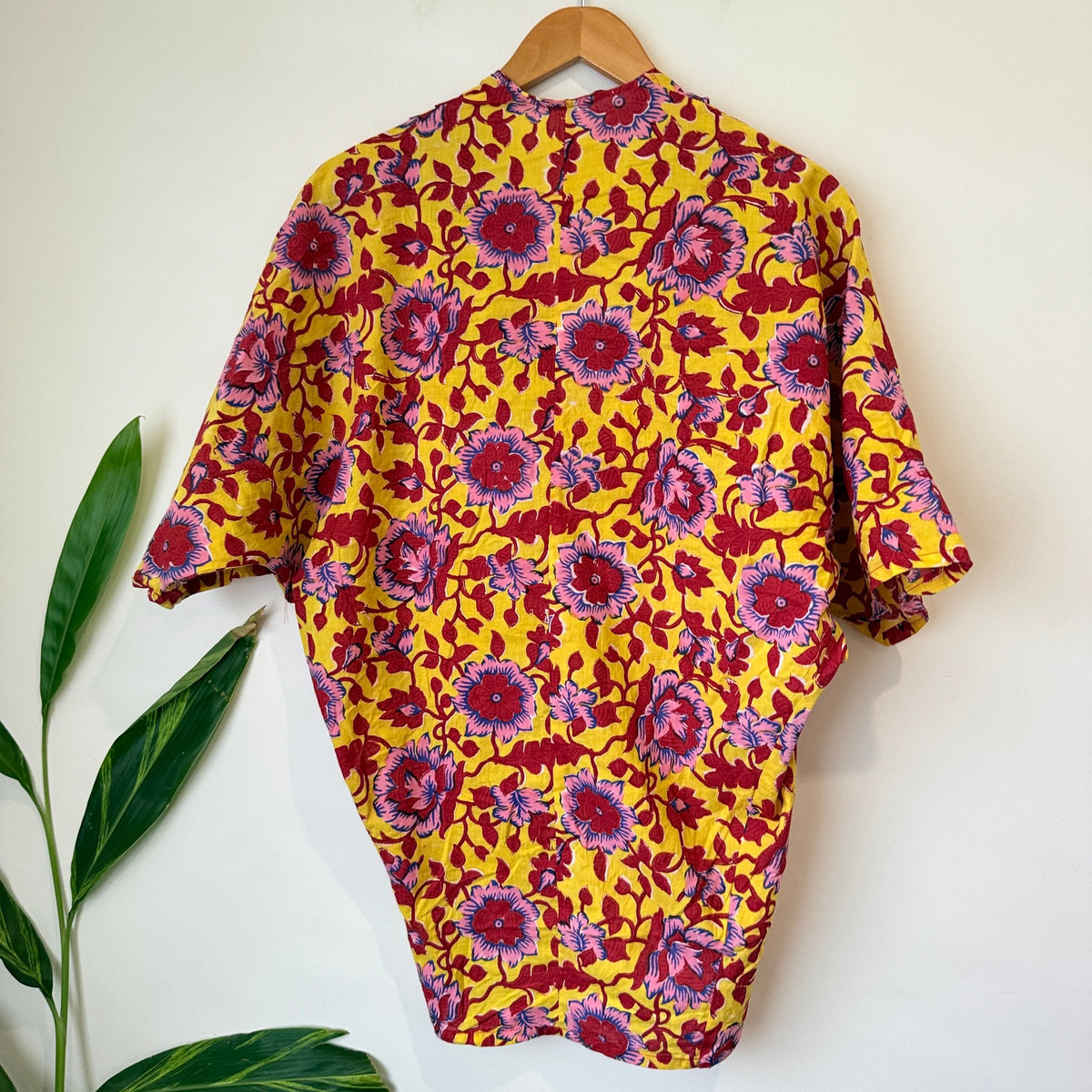Brand Unknown Open-front Kimono Cardigan Size U/Arm to U/Arm 61cm