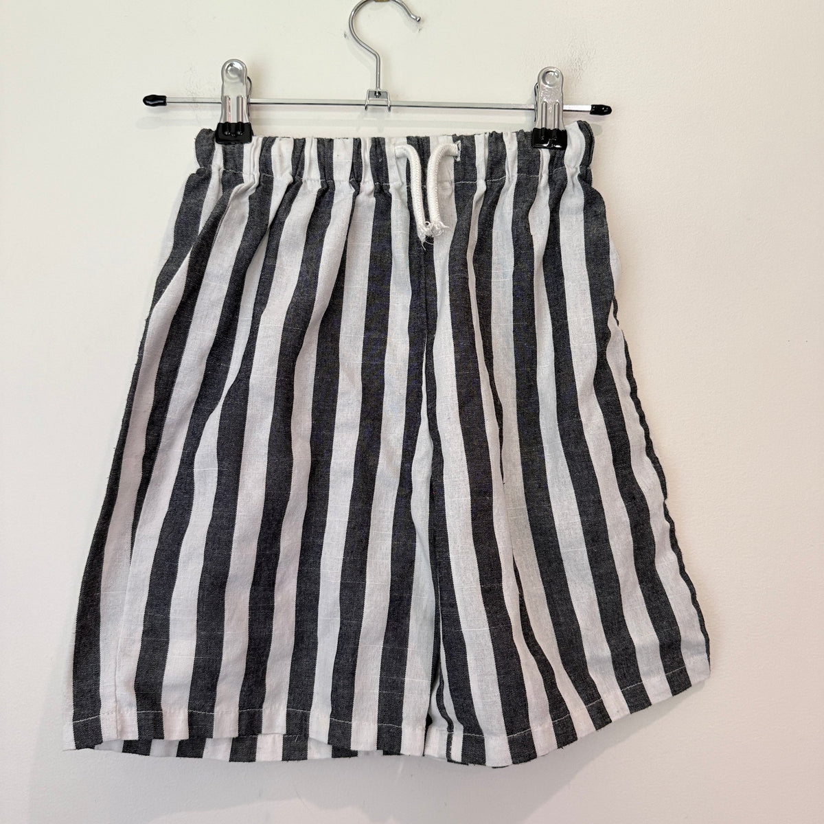 Shein Vertical-striped Casual Shorts Size 128