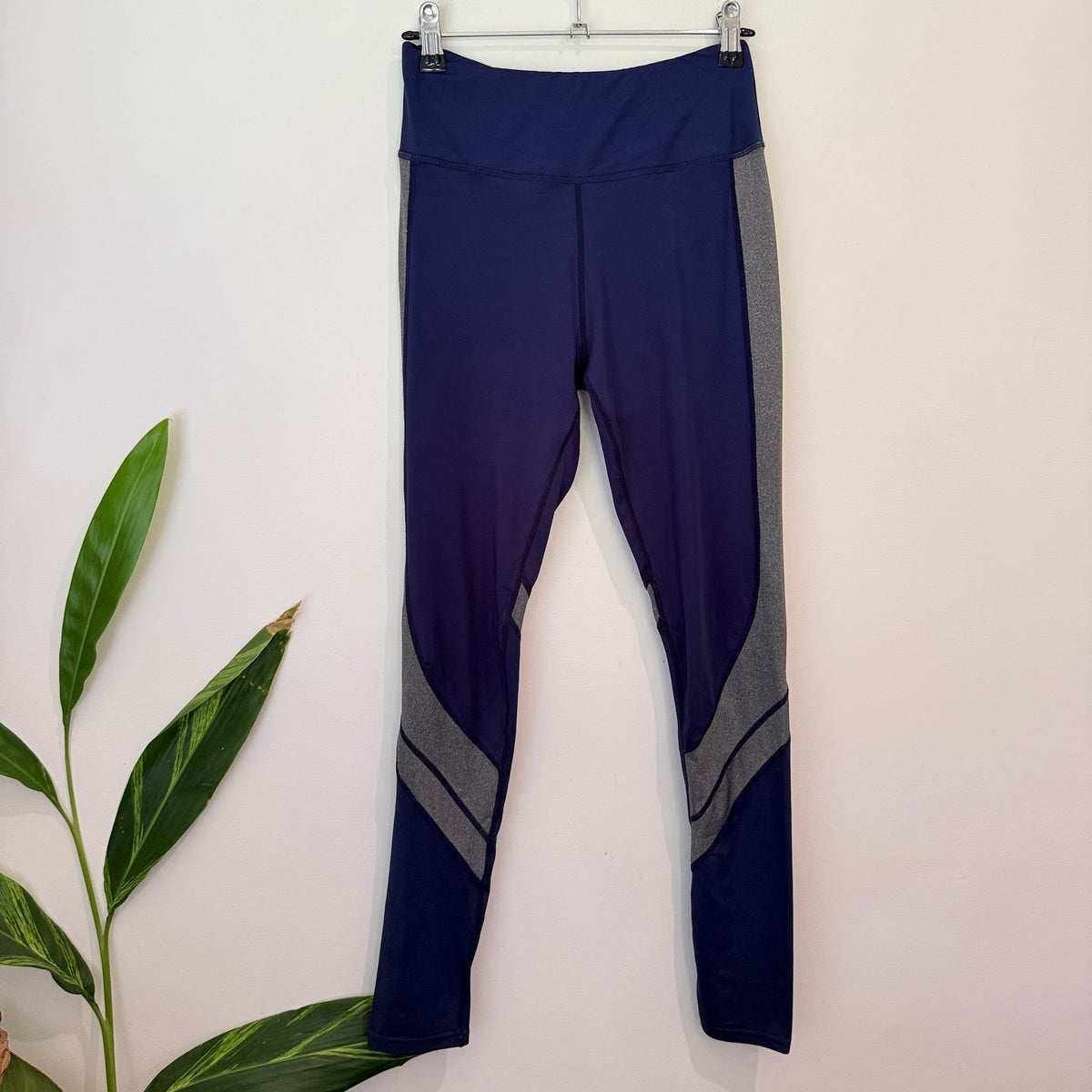 Disko Sport Yoga Leggings Size M