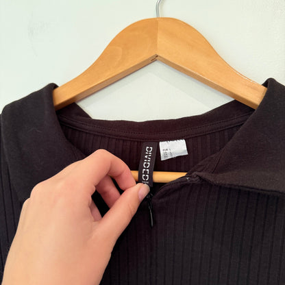H & M Ribbed Half-zip Crop Top Size L
