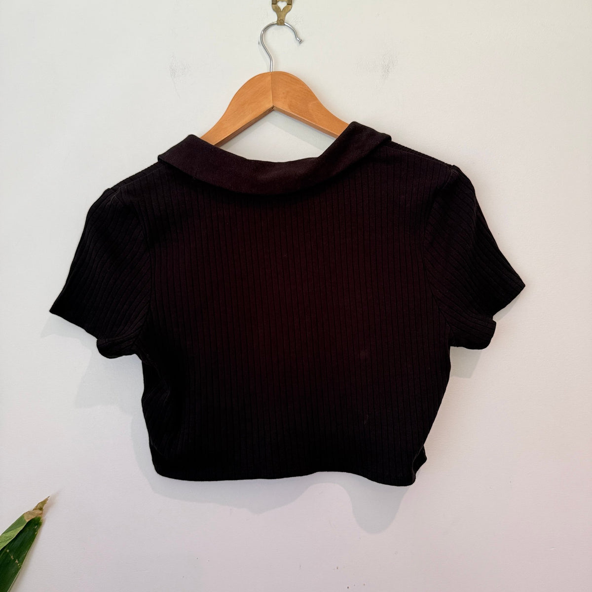 H & M Ribbed Half-zip Crop Top Size L
