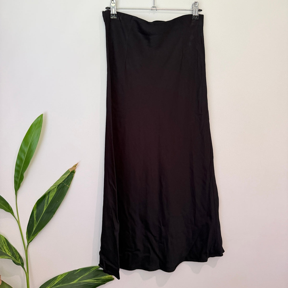 Max Midi Slip Skirt Size 08