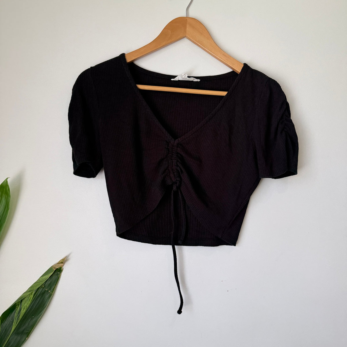 Glassons Black Ribbed Ruched Tie Front Crop Top Size L