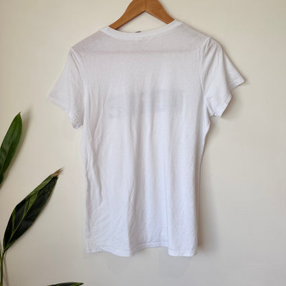 District Perfect Tri White Rogue Graphic Tee Size L