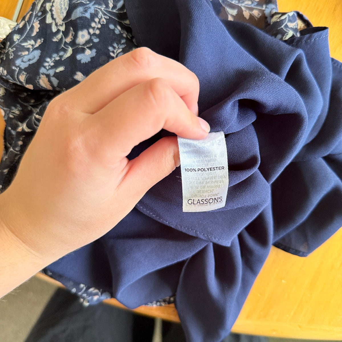 Glassons Navy Floral Ruched Mini Skirt Size 6