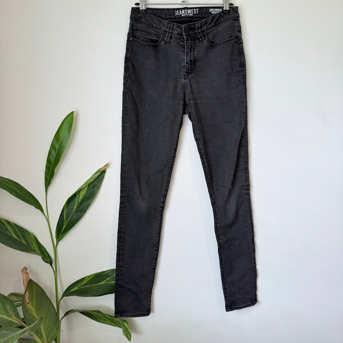 Jeanswest Washed Black Curve Embracer Super Skinny Jeans Size 8