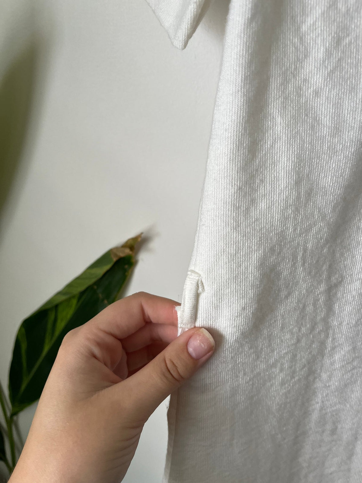 HH Collection White Short Sleeve Longline Utility Shirt - 46cm u/arm