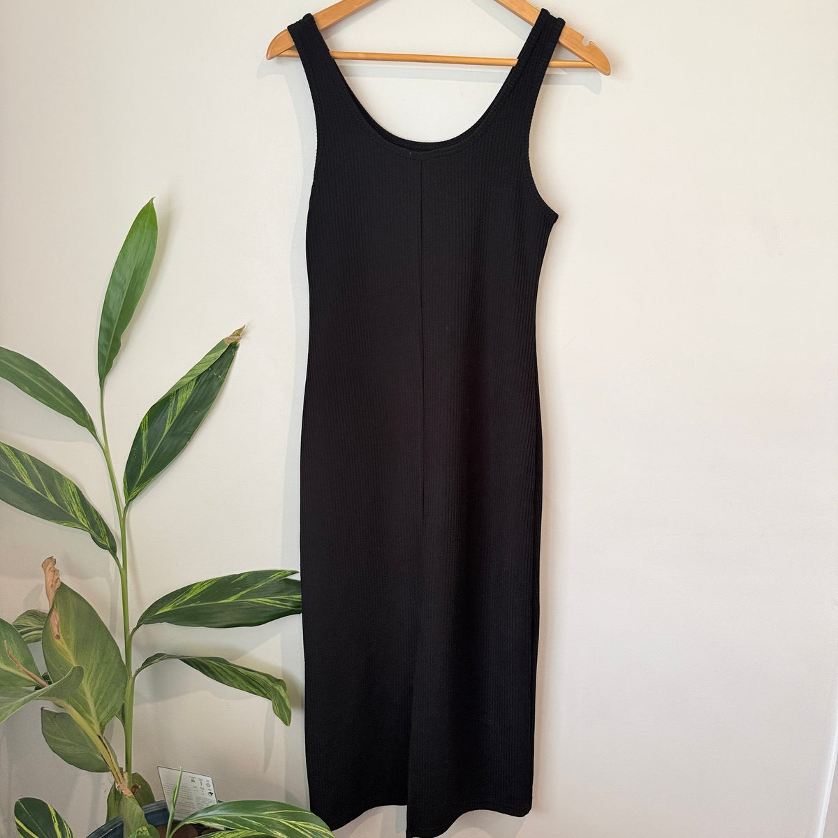Mono Talk Black Ribbed Tank Midi Dress Size M