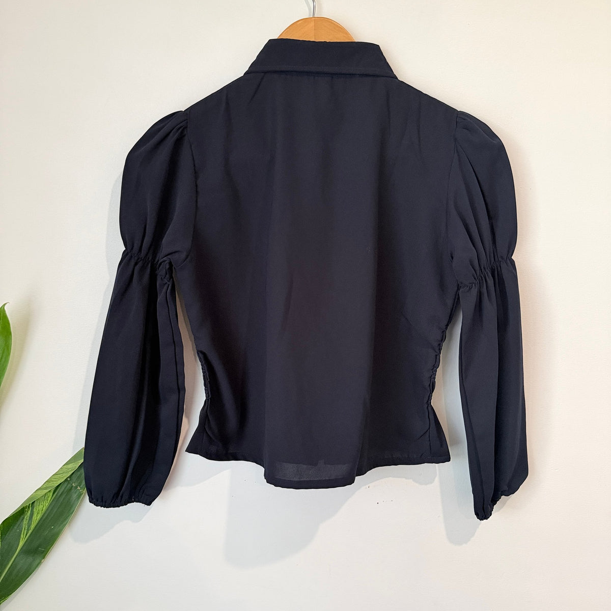 Navy Smocked Peplum Blouse with Collar and Puff Sleeves Size L / 44cm u/arm