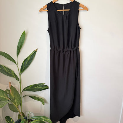 Black Sleeveless Elastic Waist Wrap Skirt Midi Dress - 43cm u/arm
