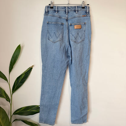 Wrangler Drew Light Wash High Rise Jeans Size 8