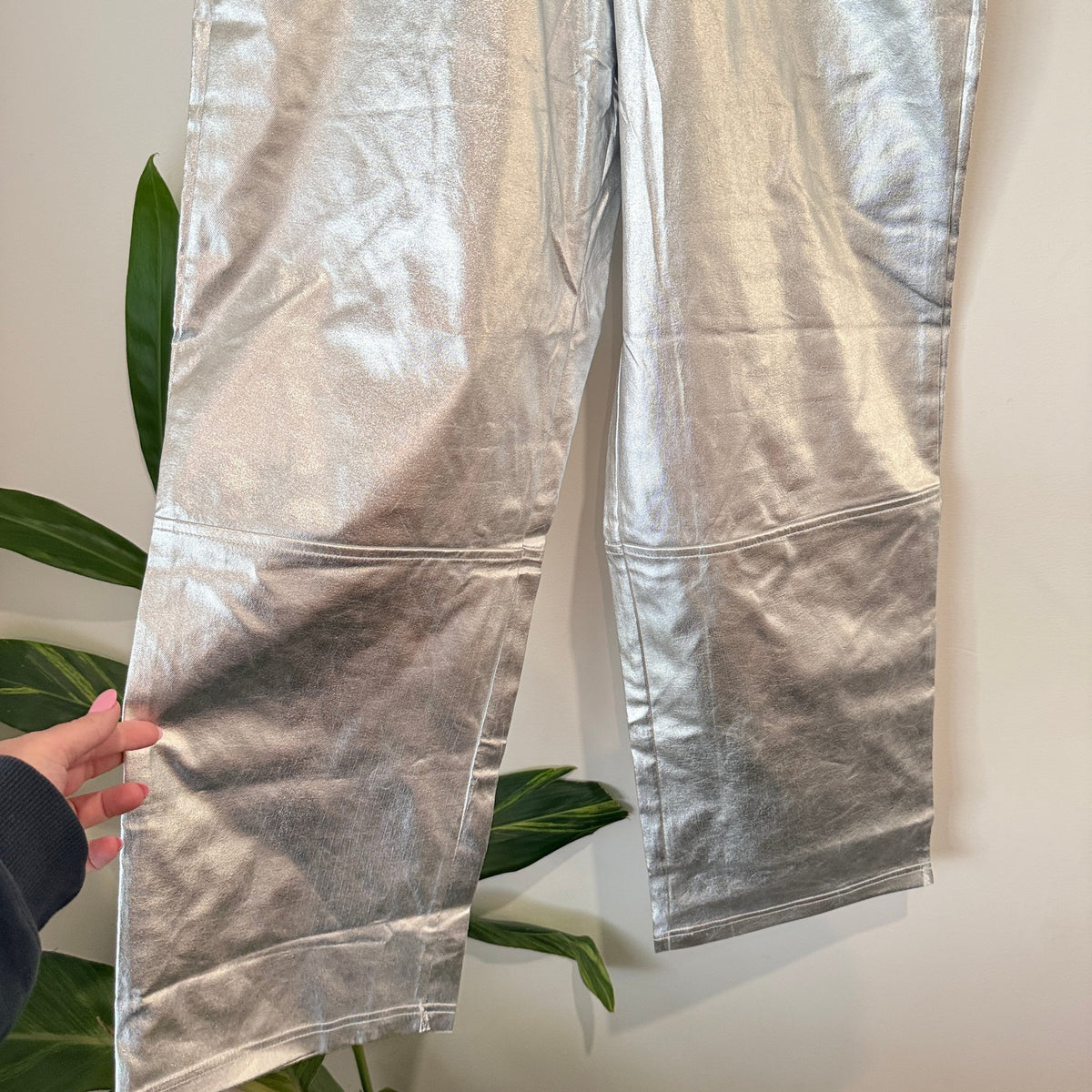 Brand Unknown Metallic Silver Trousers Size Waist 70cm