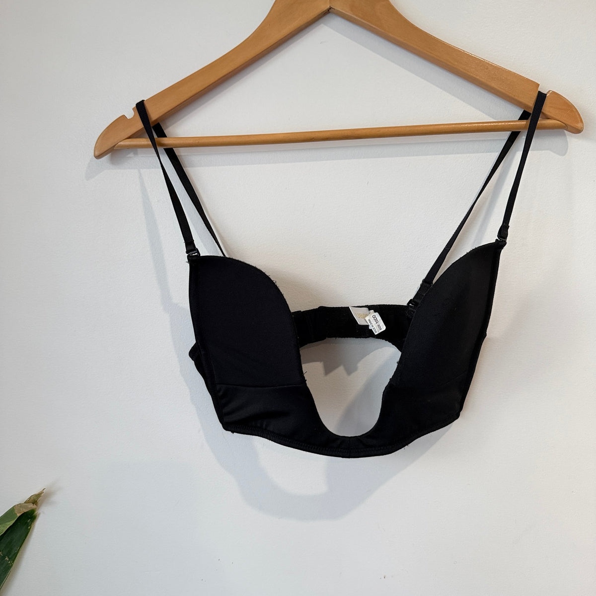 Nude Underwear Black Low Back Plunge Bra Size 10DD (or smaller)