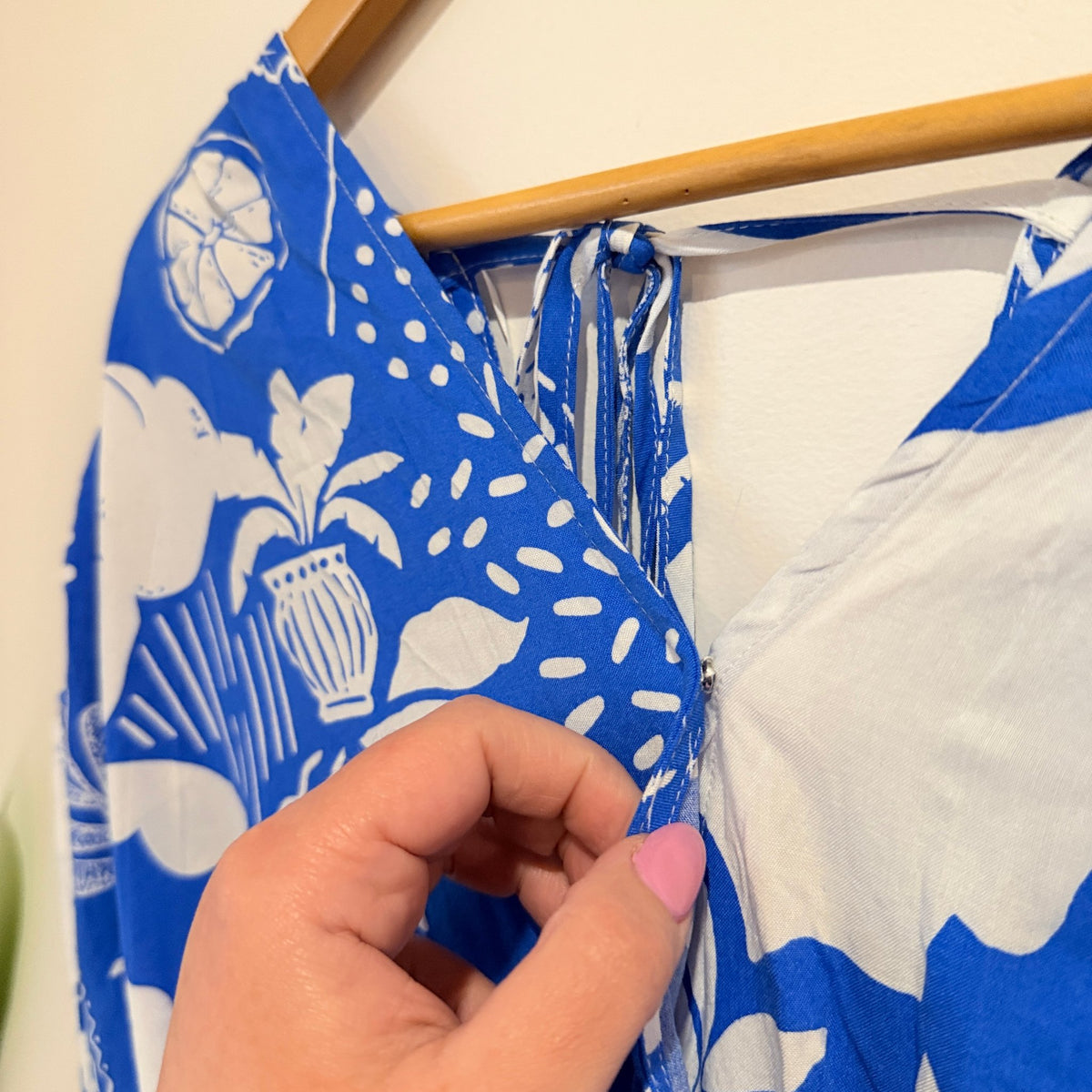 Miracle Blue & White Print V-Neck Maxi Dress Size 16