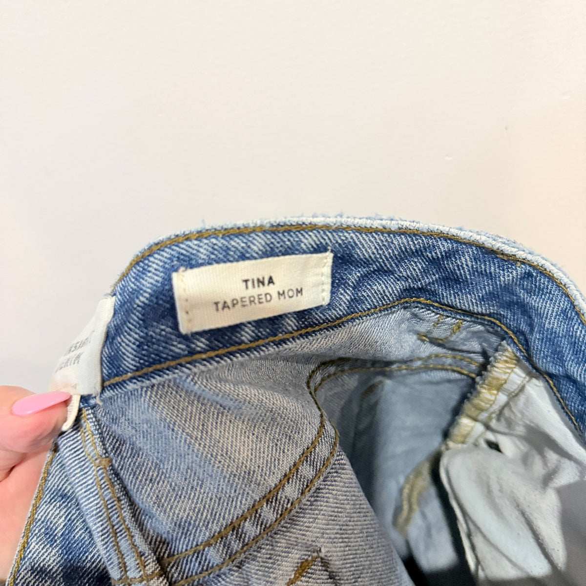 Insight Denim Tina Tapered Mom Jeans Raw Hem Size 24