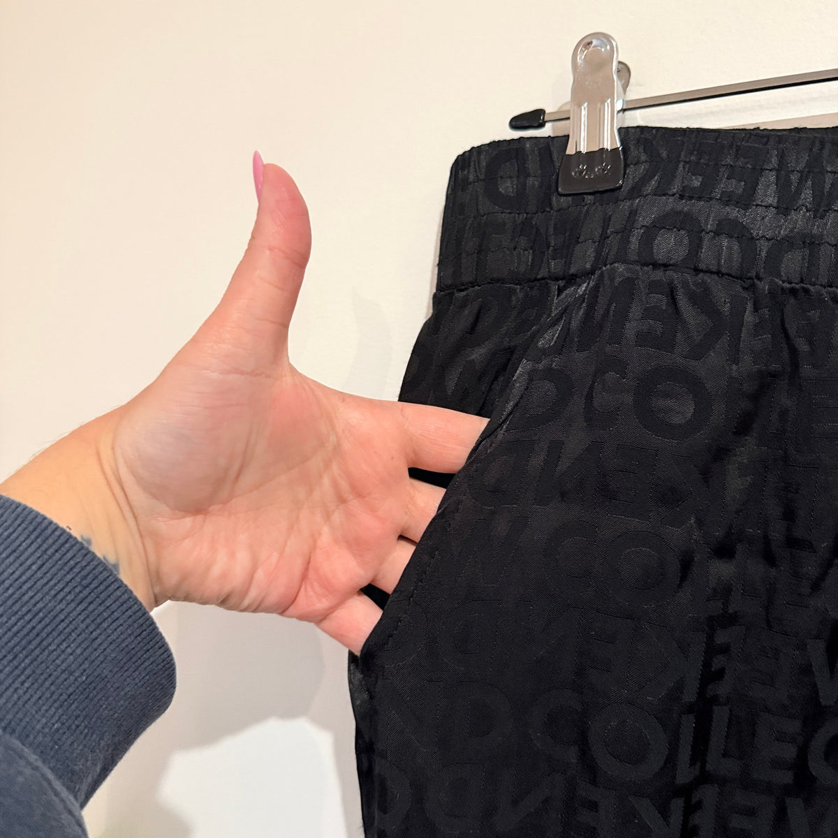 ASOS Design Black Satin Jacquard Wide Leg Pants Size UK 10