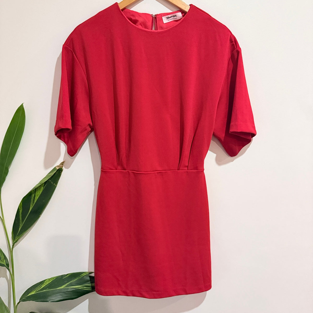 Showpo Red Short Sleeve Elastic Back Mini Dress Size 8
