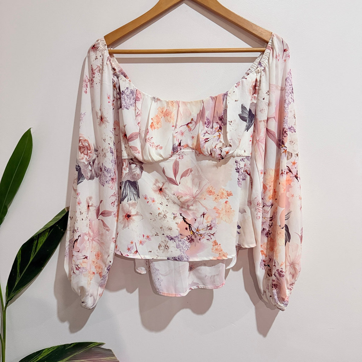 Fresh Soul Blush Floral Off Shoulder Tie Back Blouse Size 12