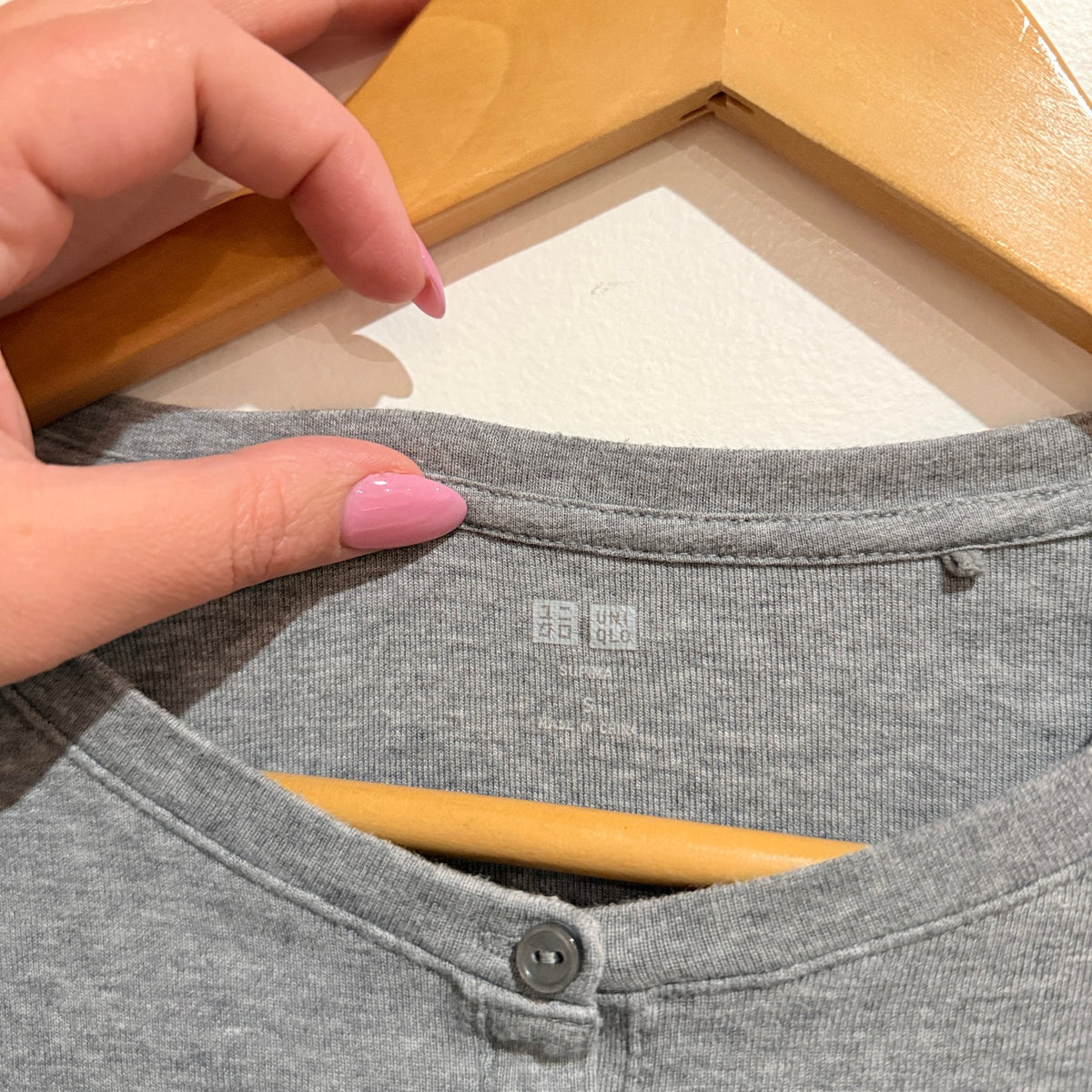 Uniqlo Grey Marl Ribbed Henley Tee Size S