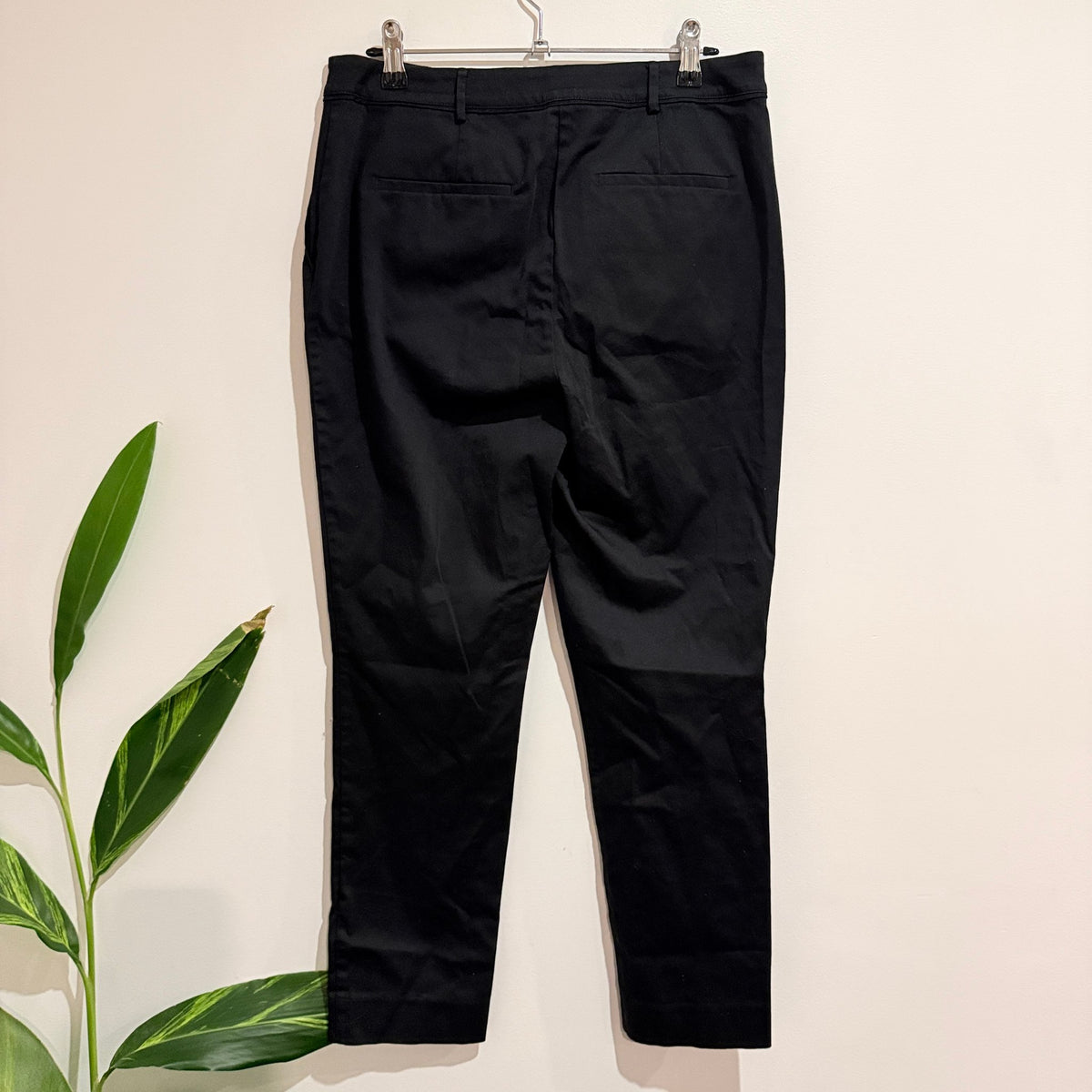 Country Road Black Slim Leg Stretch Pants Size 10
