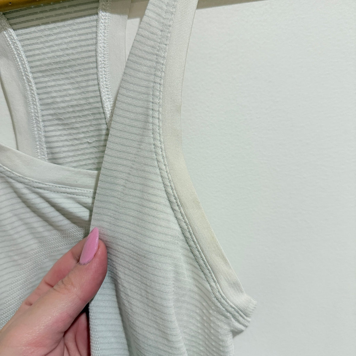 Lululemon Size 4 White Racerback Training Tank