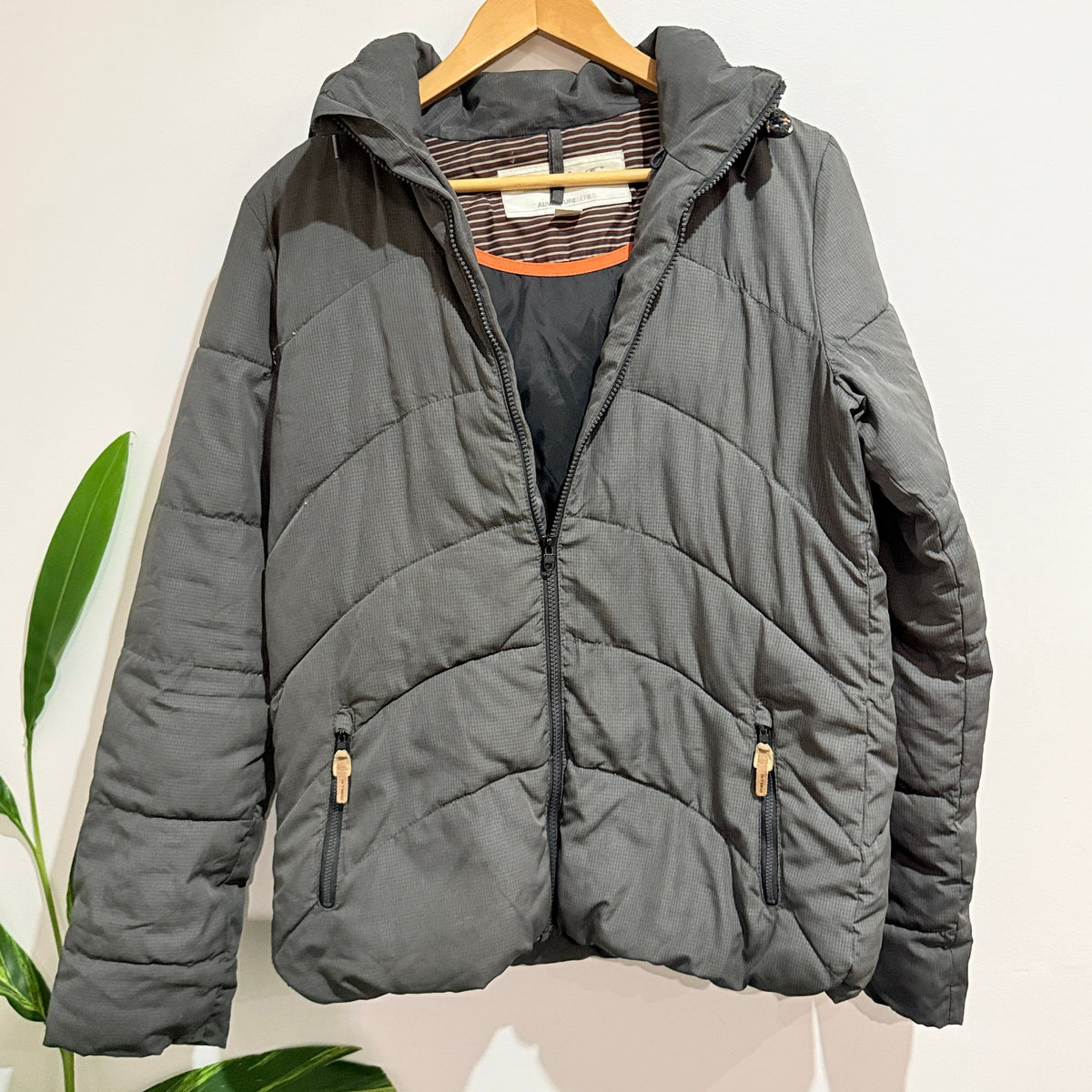 O'Neill Adventure Series Grey Hooded Puffer Jacket Size L