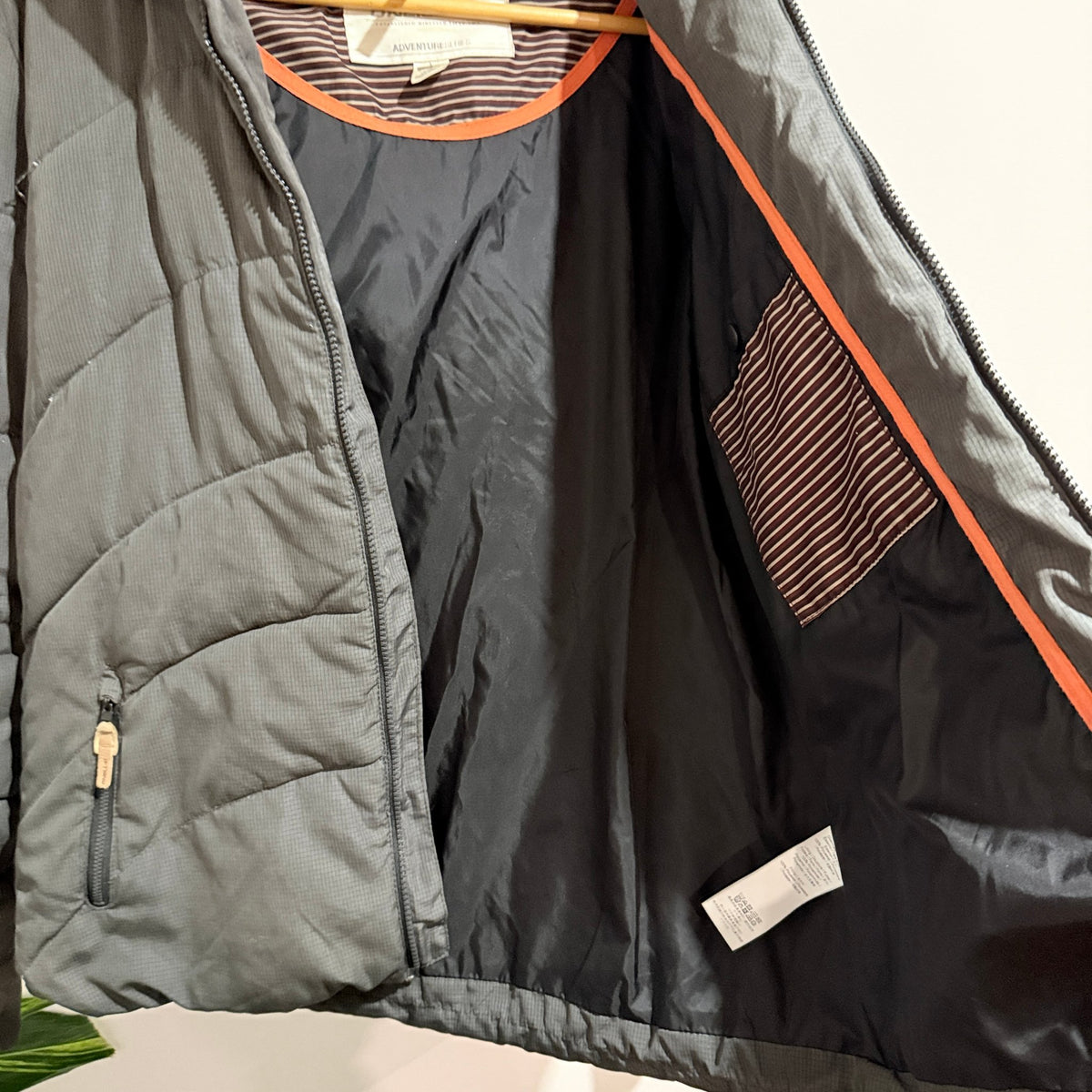 O'Neill Adventure Series Grey Hooded Puffer Jacket Size L