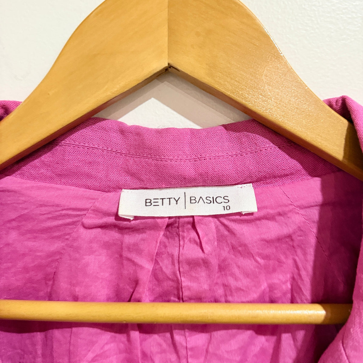 Betty Basics Pink Linen Blend Single Button Blazer Size 10