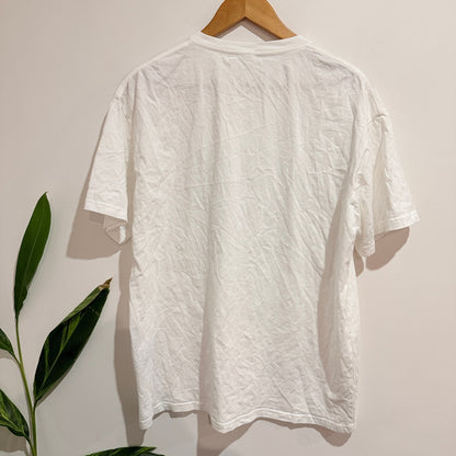 Devereux Golf White Skull Graphic Tee Size 2XL | U/Arm to U/Arm 58cm