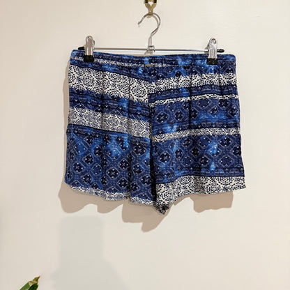 Rusty Blue Tile Print Tassel Tie Shorts Size 8