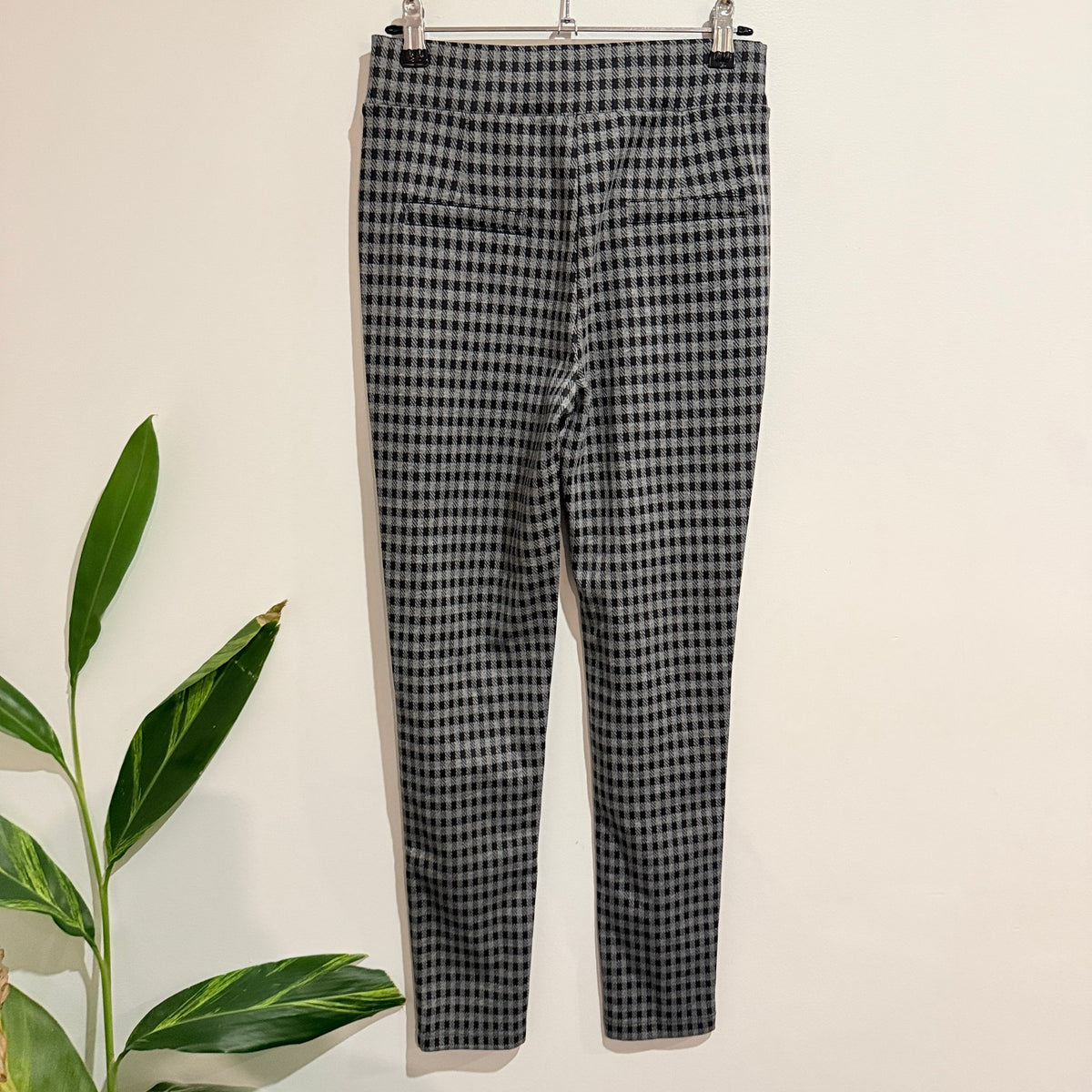 Brave+True Grey Check Pull On Pants Size XS