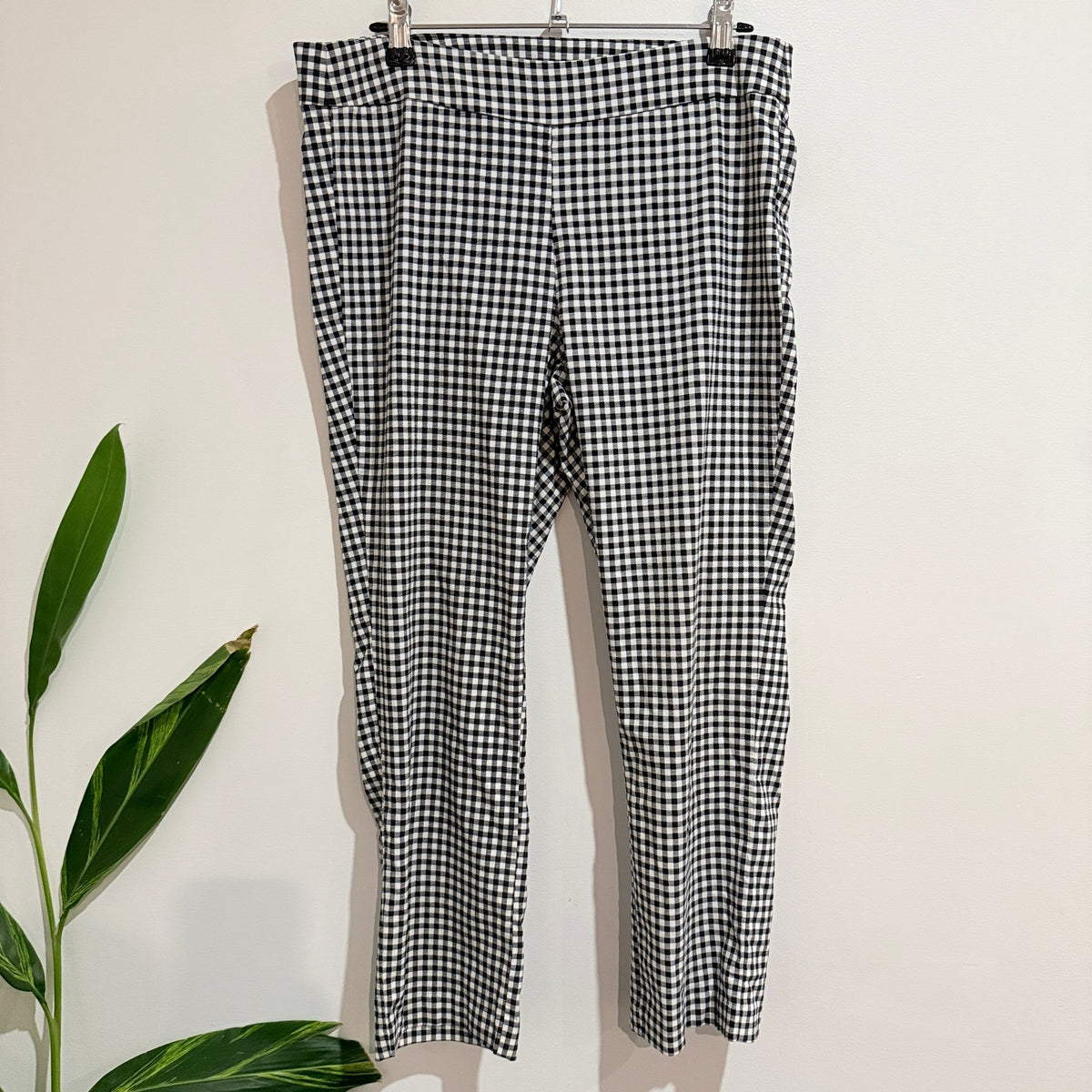 Spirit Black & White Gingham Pull On Pants Size 12