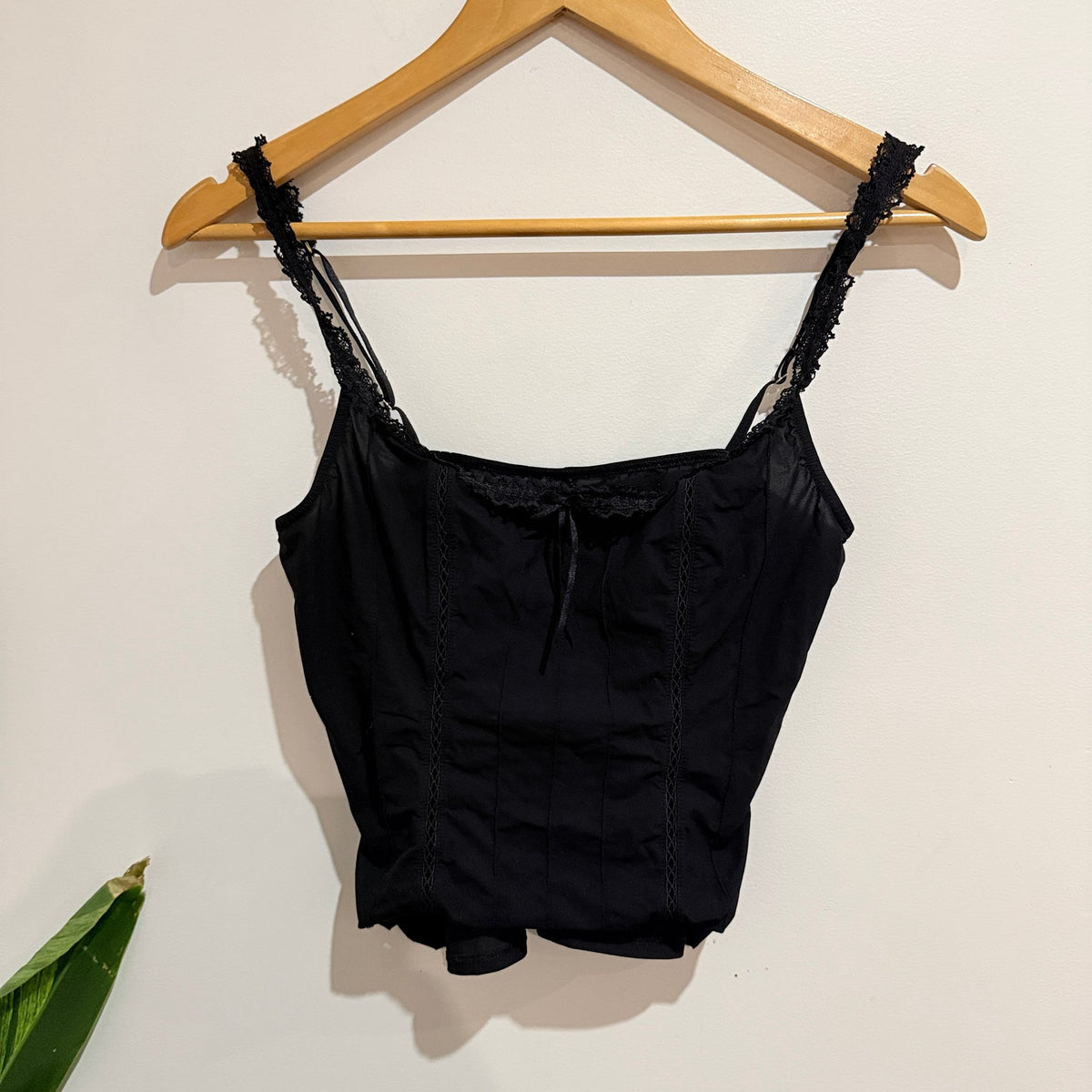 Elle Macpherson Size S Intimates Black Lace Trim Cami Top