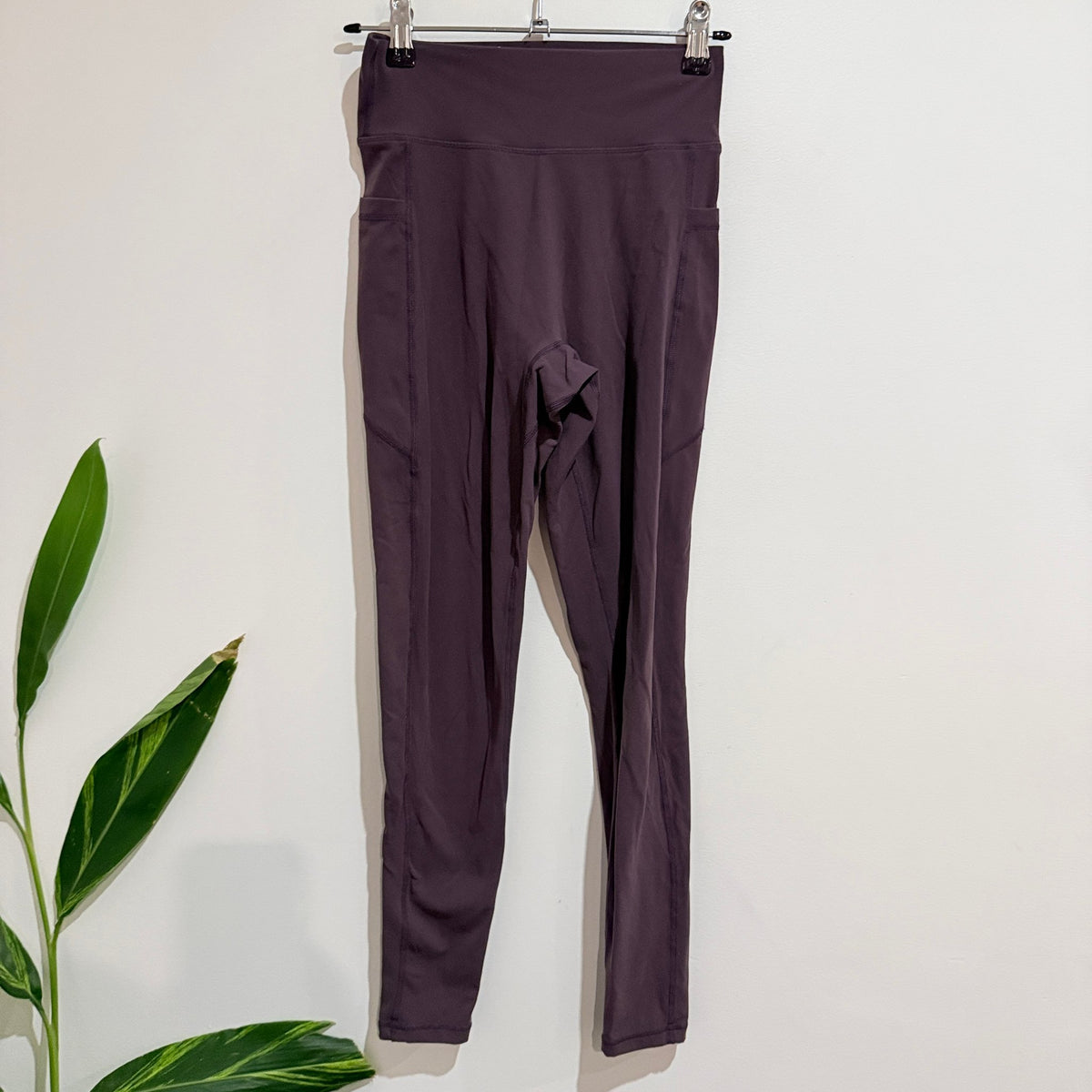 Echt Plum High Waist Pocket Leggings Size S